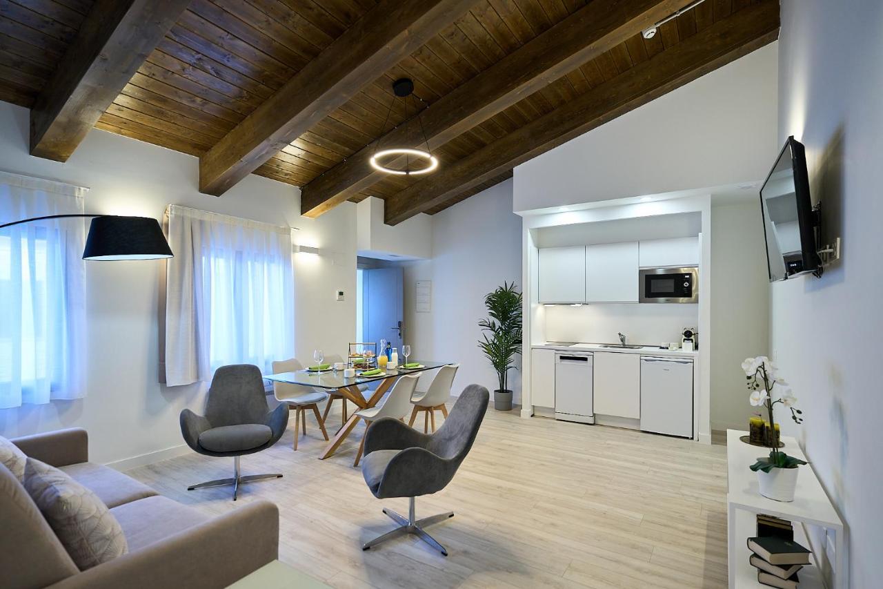 Ines Luna Suites Salamanque Extérieur photo
